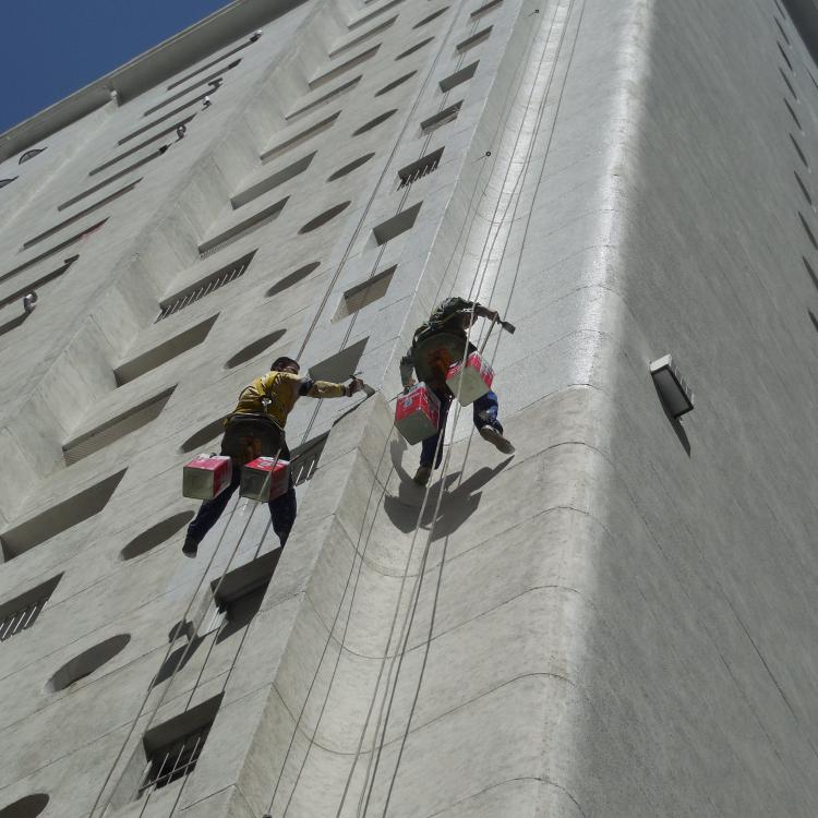 Ed. Tiziano – Pintura das Fachadas e dos Gradis de Sacada. (Al. Lorena - Jardins)