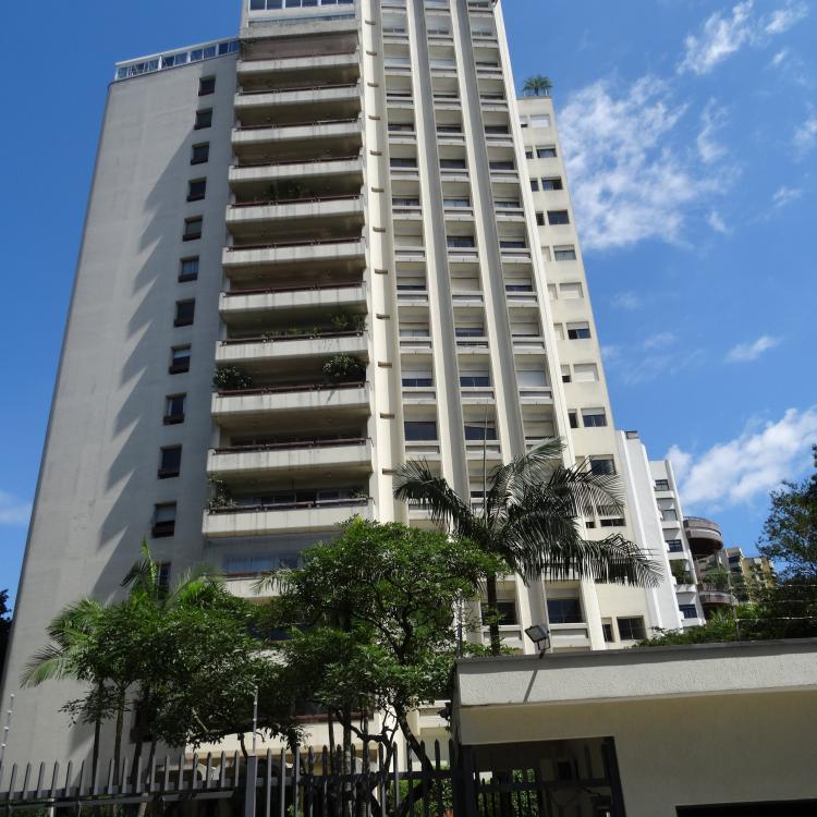 Ed. Terrazza Morumbi – Lavagem das Fachadas e tratamento de trincas e fissuras (Morumbi)