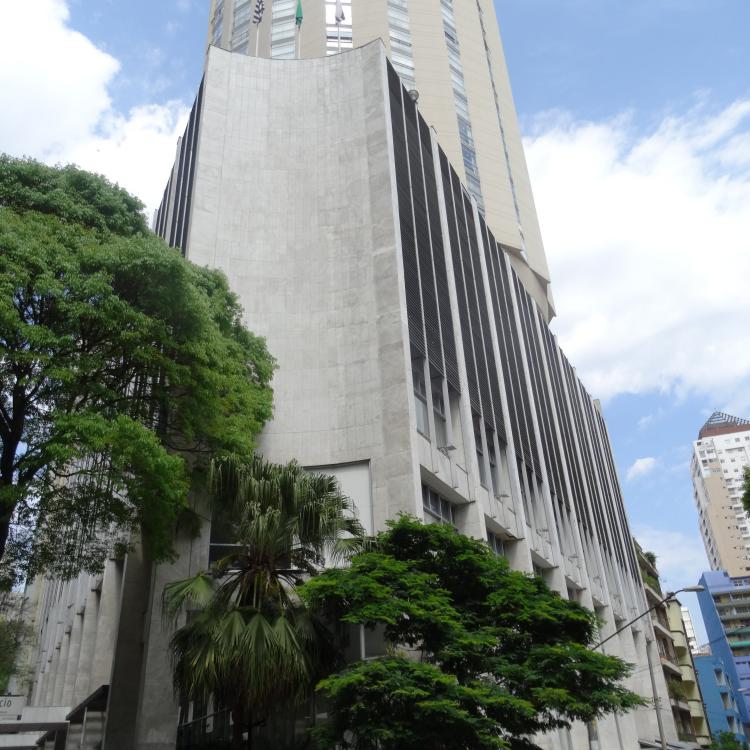 Tribunal de Justiça MMDC – Manutenção dos Mármores, Tratamento de trincas e Calafetação de janelas ( Av. Ipiranga)